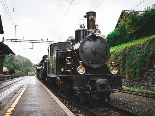 With steam over the Brünig Pass