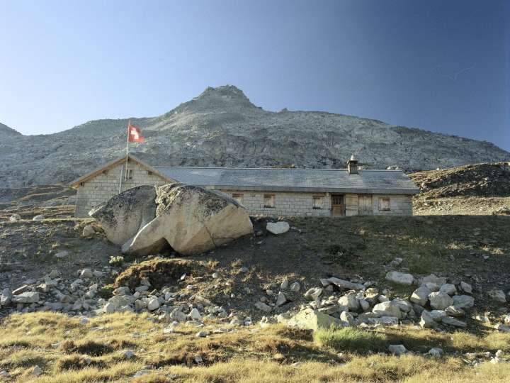Alpine hut Bäregg