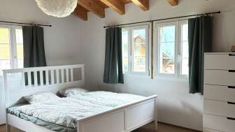 Schlafzimmer 1