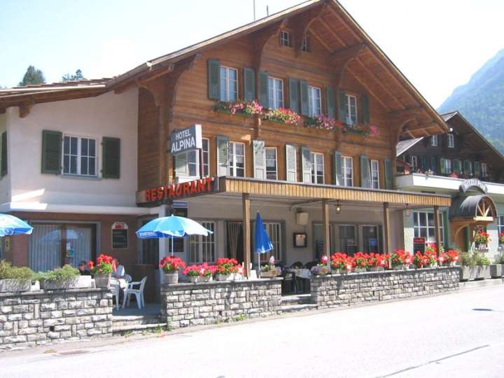 Hotel Alpina